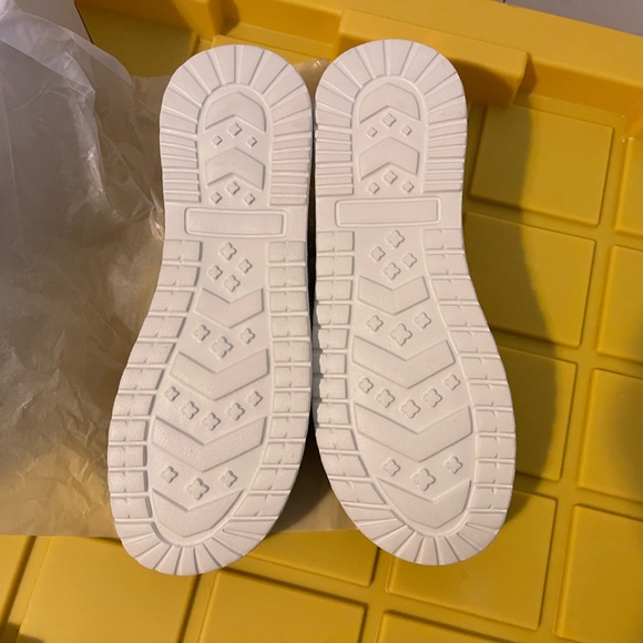 SOLD - Picture 4 of 7